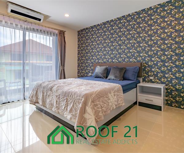For Sale !! Sea and Sky Condo Bang Saray Studio comes with mountain views. In a quiet location / S-0777K