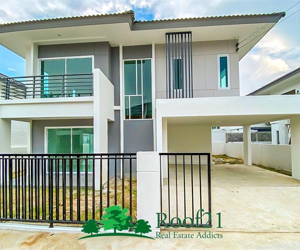 Hot Sale! Modern tropical 3 Bedroom house in prime location only 10 mins to Jomtien Beach /S-0632D