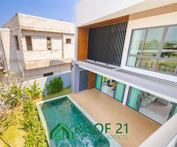 Smart Home Luxurious Modern Pool Villa for Sale and Rent 3 Bedrooms in Huaiyai, Pattaya Close to The Beach