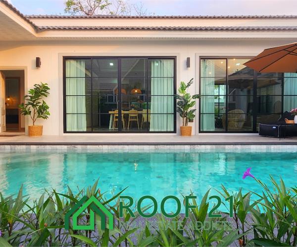 Brand New Pool Villa in Pattaya 3 Bedrooms, Close to Mabprachan Lake For sale